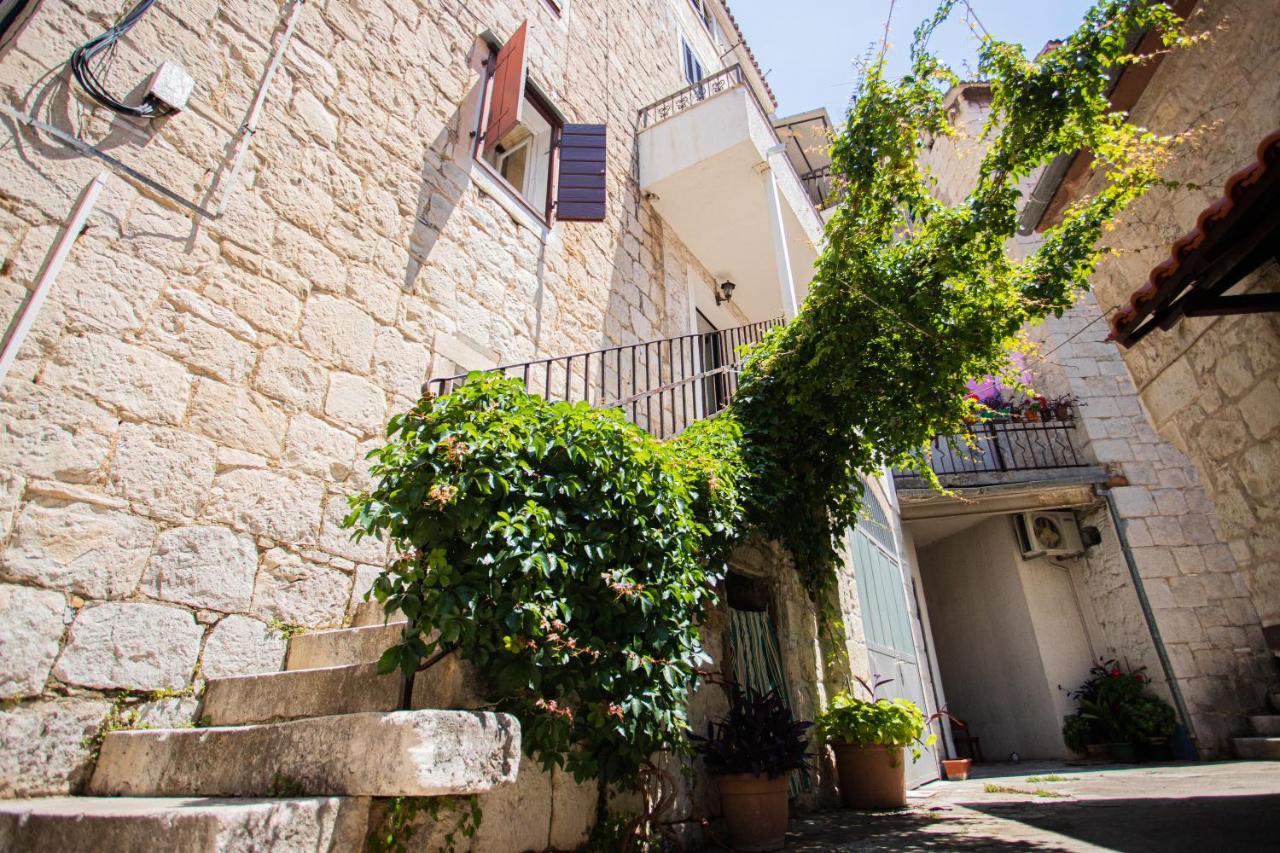 Apartments Karoca Split Exterior foto
